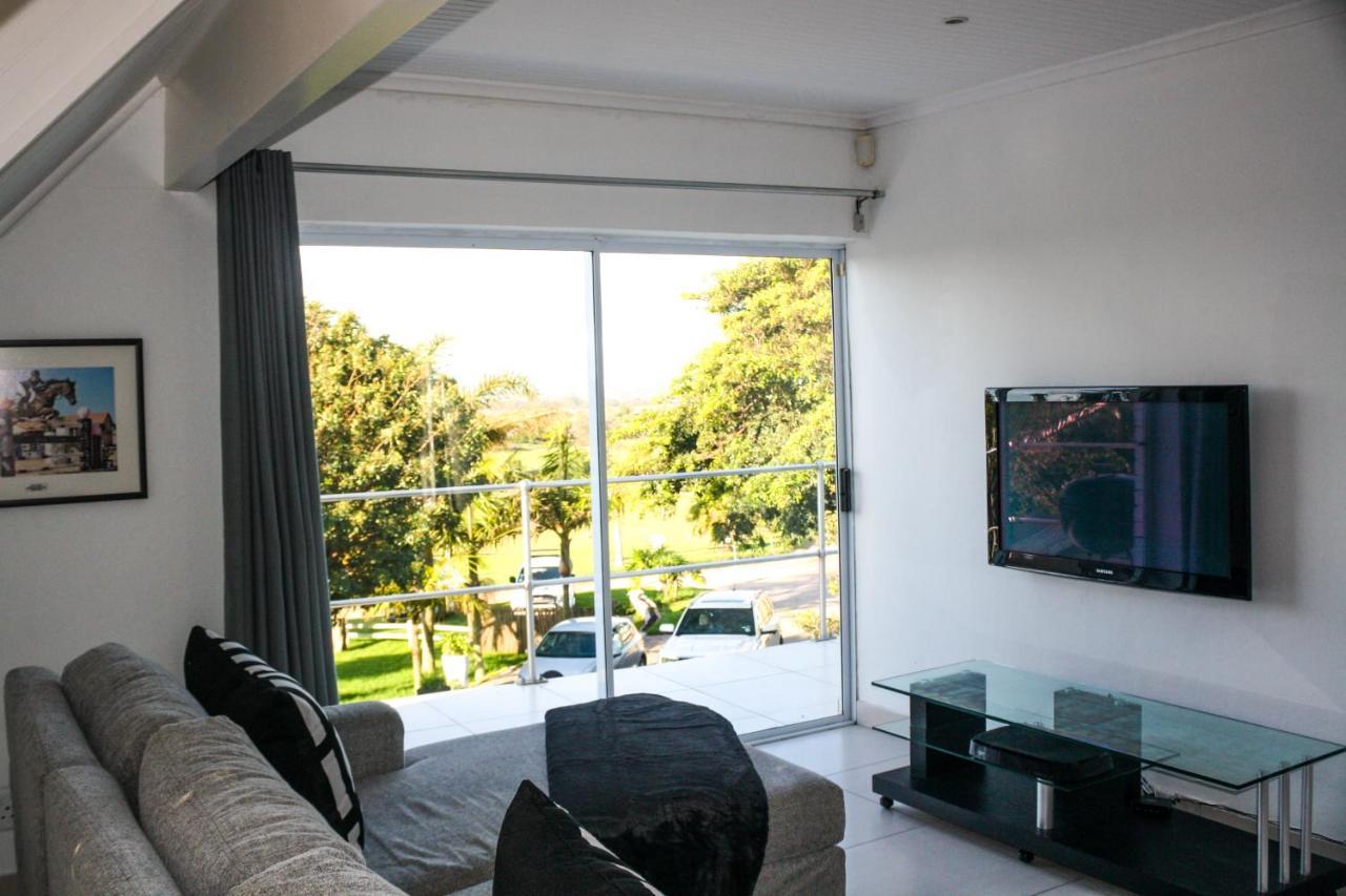 Jade Equestrian Apartment พอร์ตเอลิซาเบธ ภายนอก รูปภาพ